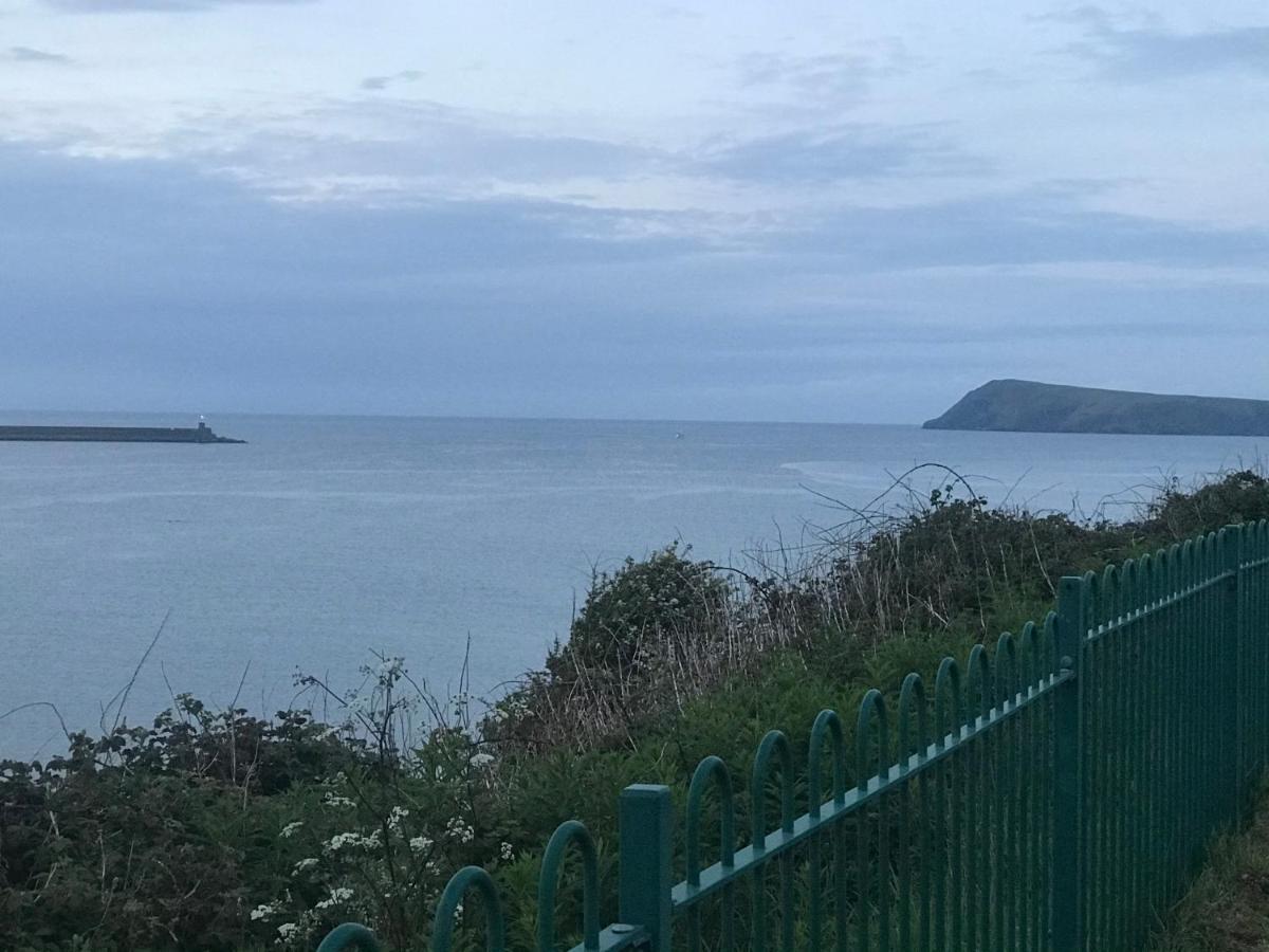 Hotel The Ferryboat Fishguard Exterior foto